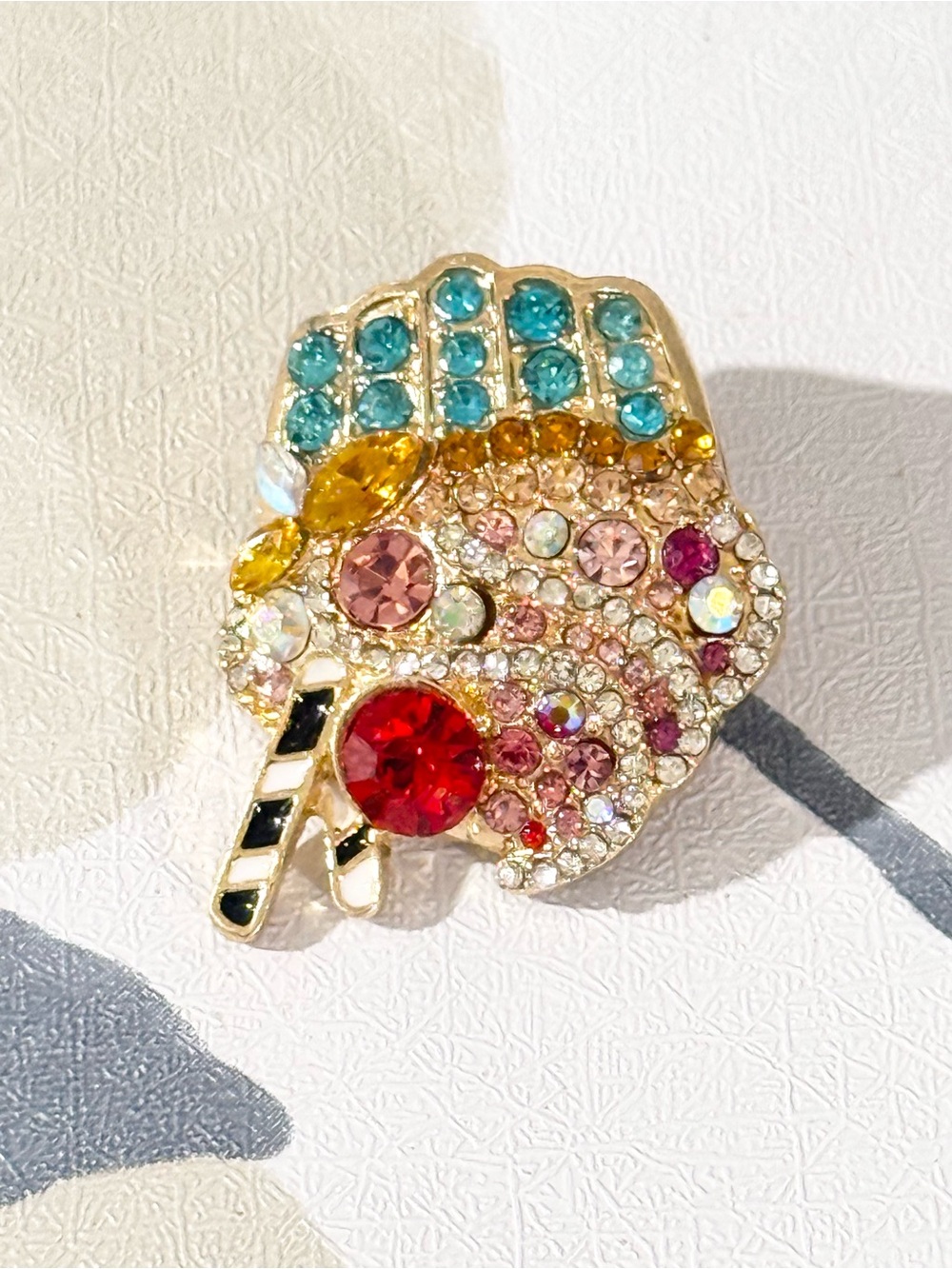 NWOT Multicolor Cupcake Crystal Brooch Pin - Women Jewelry - Picture 3 of 6